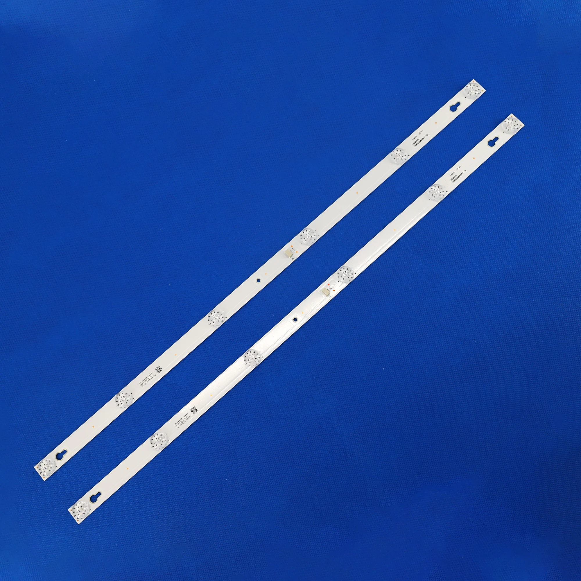 Светодиодная лента для подсветки Thomson 32HB5426 TCL 32L2600 TL32P1A 4C LB3206 HR03J HR01J TOT_32D2900 32HR330M06A5 V5