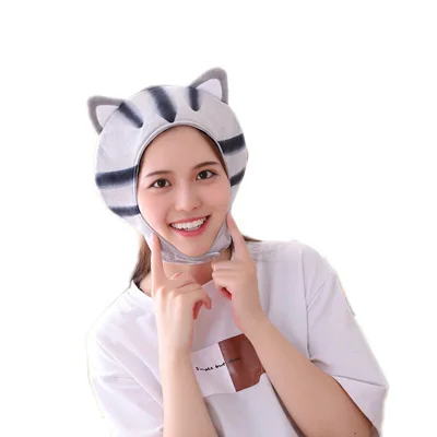 Новая короткая кошка головной убор плюшевая игрушка в шапке кукла милая шапка в виде животного Хэллоуин забавная игрушка - Цвет: Молочно-Белый