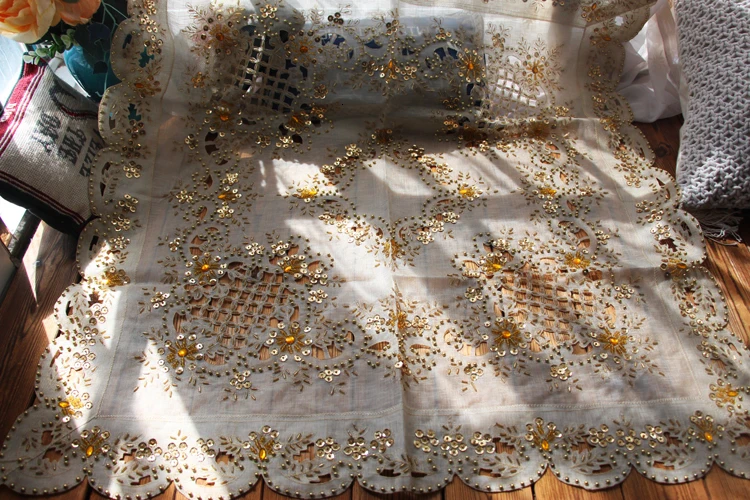 Square 85cm European Linen Fabric Hollow Beaded Embroidery Tablecloth Furniture Electrical Dust Cover Cloth mantel nappe tapete