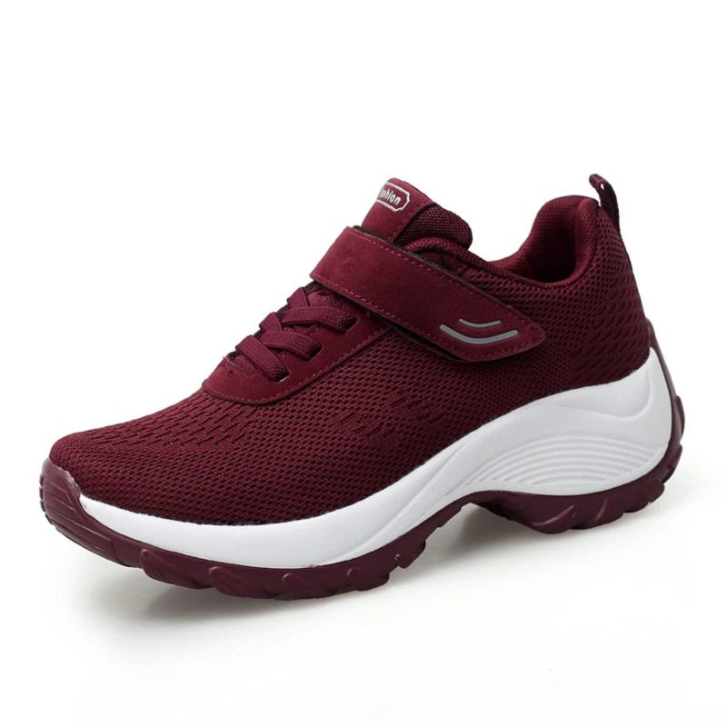 red women shoes Женская обувь для бега; кроссовки на платформе 5 см, визуально увеличивающие рост; нескользящая обувь на шнуровке; zapatos mujer; светильник; обувь для фитнеса; удобная спортивная обувь - Цвет: red women shoes