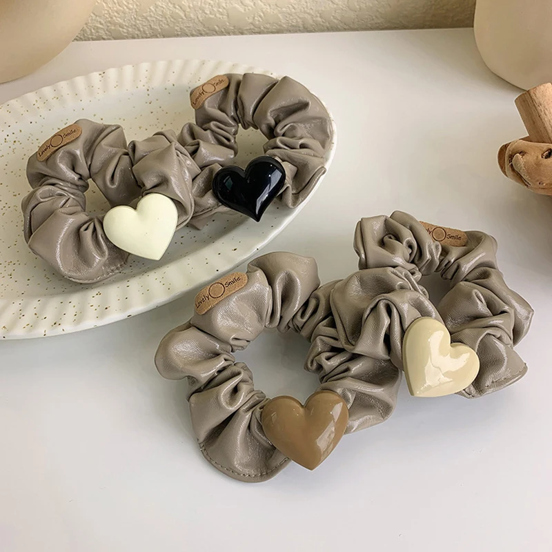 Cute Heart Pu Leather Hair Rope For Women 2021 Sweet Elegant Simple Ladies Rubber Band Girls Soft Cortex Elastic Ponytail Holder |