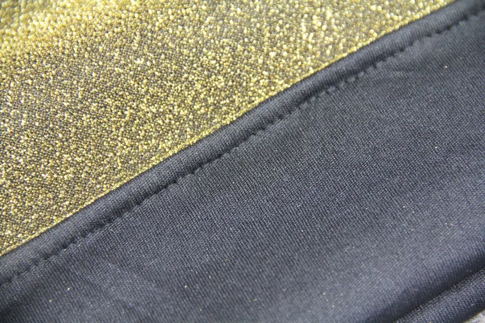 11957413302_75685704