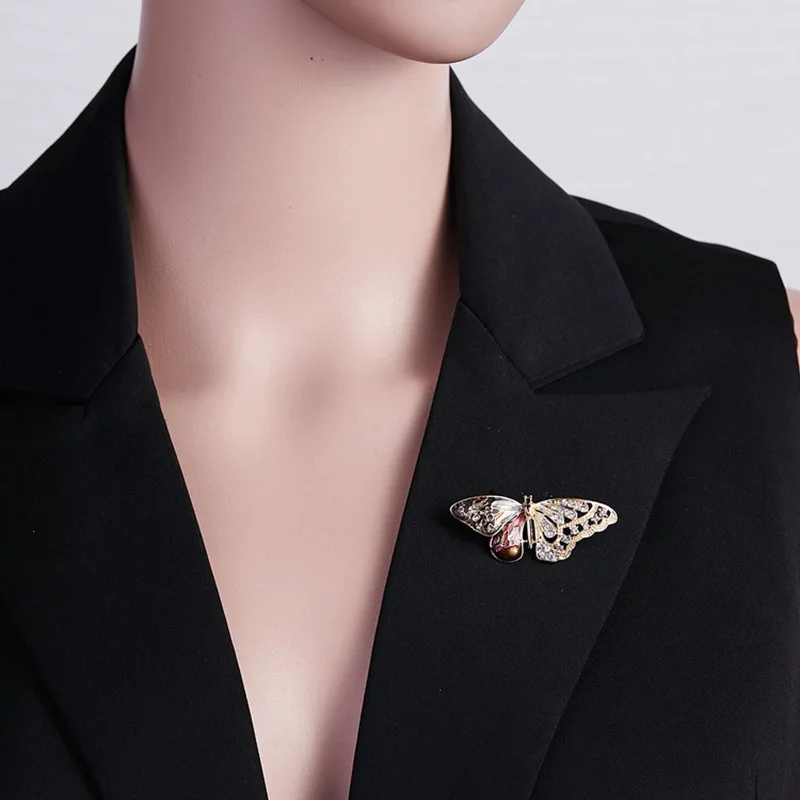 Новая женская бабочка брошь большие ювелирные изделия заколки со стразами броши для женщин подвеска ручной работы Металлический Нагрудный Знак броши