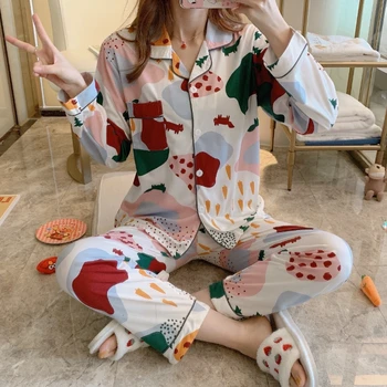 

Spring and autumn milk silk long sleeve home wear pajamas Lapel women's thin loose home suit Abstract kitten