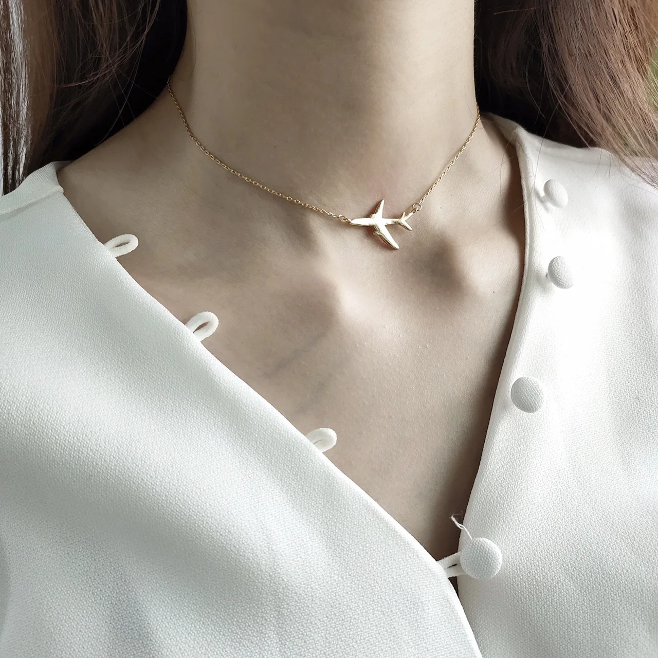 

Gold Creative Chokers Necklaces For Women Metal Aircraft Shape Geometric Fashion Necklaces Jewelry 925 Silver Short Necklaces