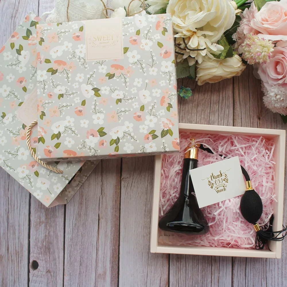 

18.5*18.5*6cm 3set Soft Color Flower Garden Gold Sweet Design Paper Box + Bag As Baby Shower Birthday Wedding Gift Packaging Use