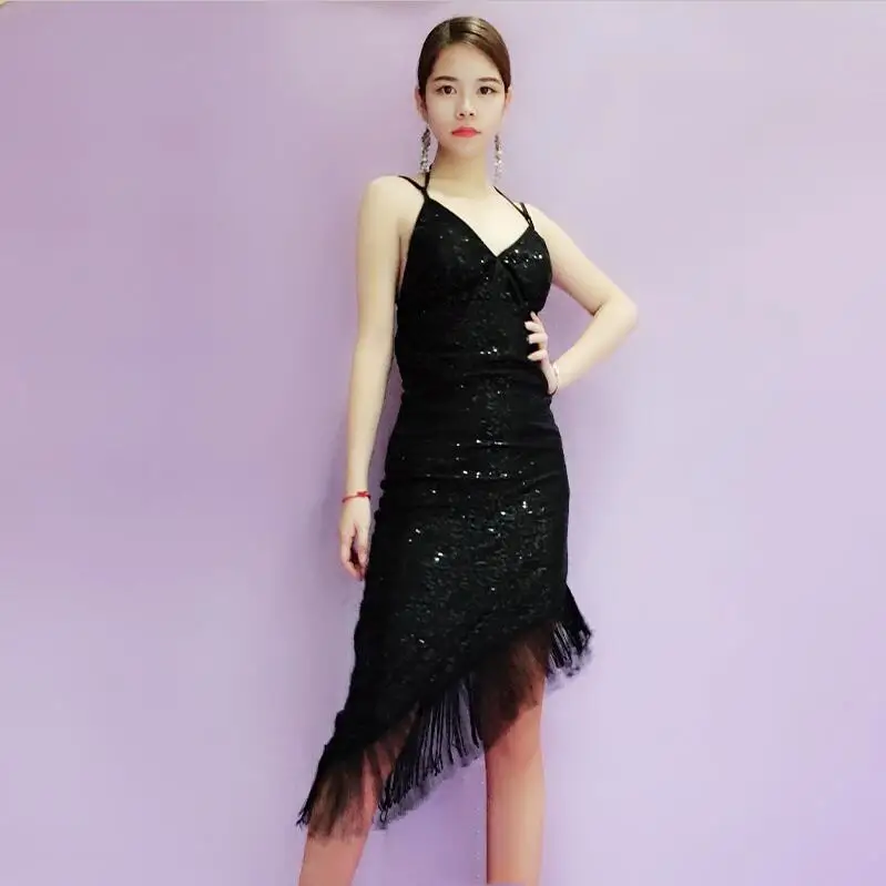 Black New Latin Dance Competition Dresses V-Neck 1920s Flapper Dress 4colors Salsa Dress Tight Sequins Latin Dance Costume - Цвет: Black