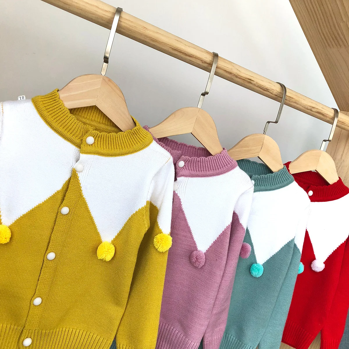 Стиль Осень праздничное платье для девочек универсальные свитер, пальто, кардиган детский вязаный свитер Bx6003
