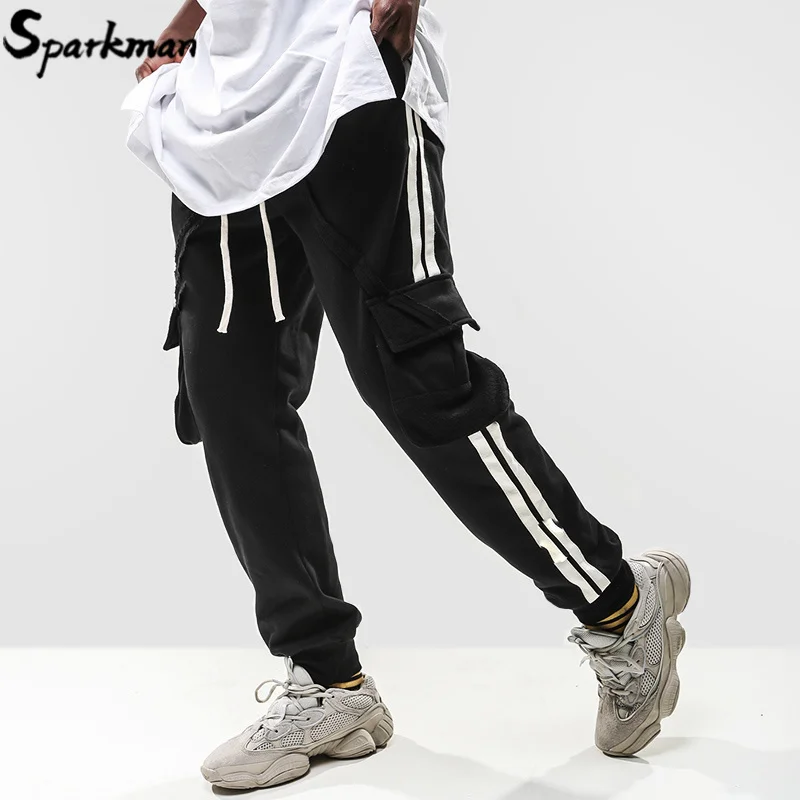 

2019 Men Cargo Sweatpant Streetwear Harajuku Joggers Pant Side Stripe Pockets Hip Hip Pants Track Trousers Cotton Black Hipster