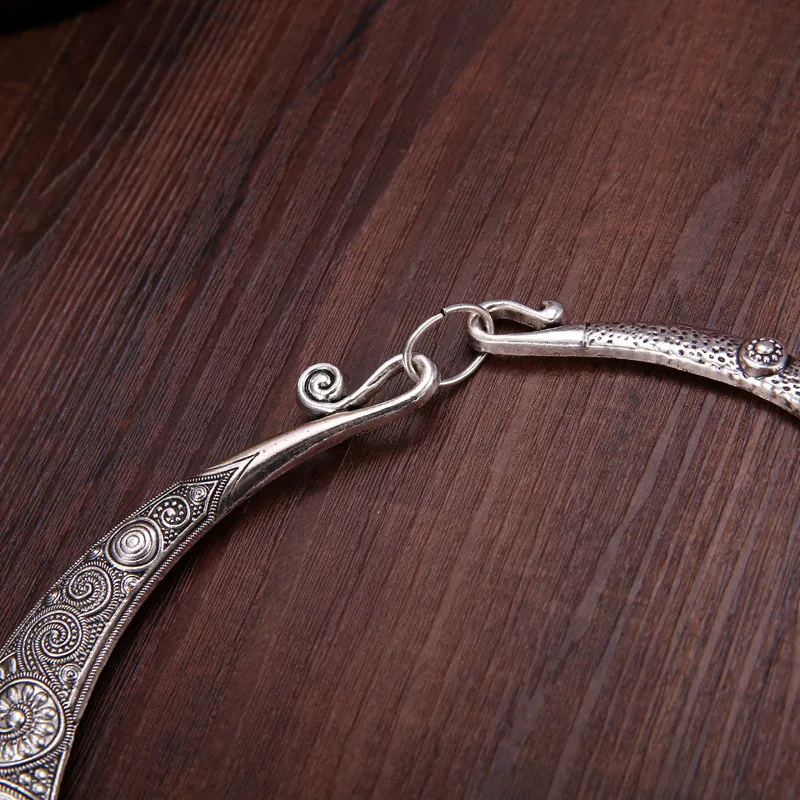 4103500112_574766206