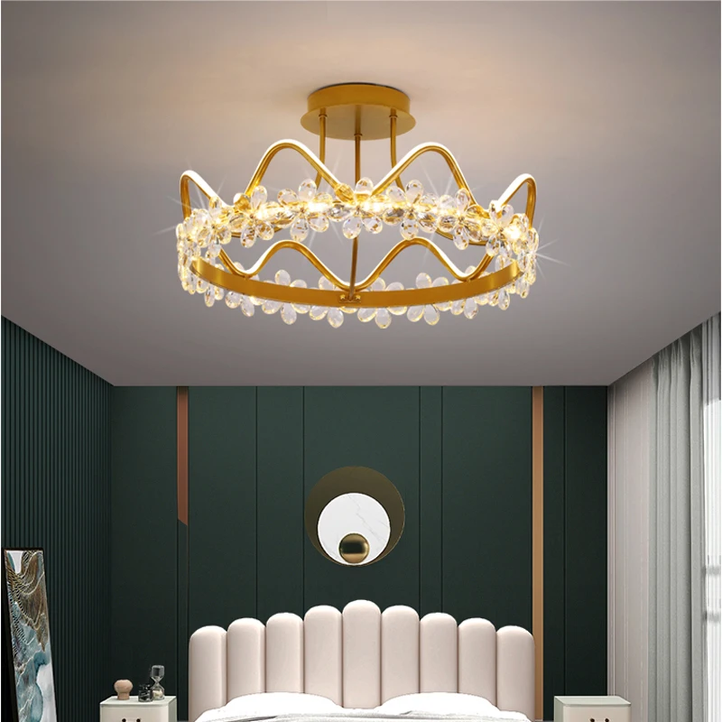 

Warm Bedroom Pendant Light Romantic Crystal Light Luxury Crystal Crown Living Room Pendant Lamp Simple Modern Dining Room Lights