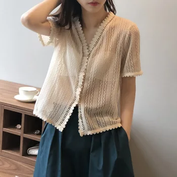 

V-neck Knitted Shirt Women 2020 New Korean Fashion Short Sleeve Lace Hollow Tops Blouses Solid Color
