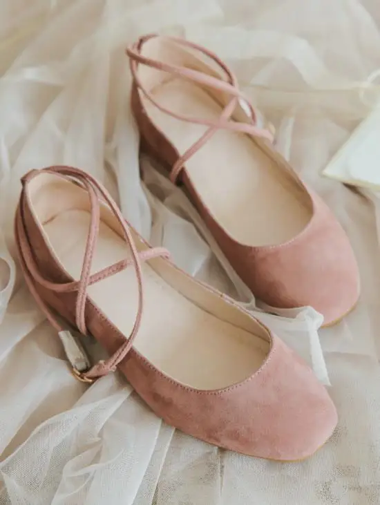 

New autumn leather thick with fairy single shoes female gentle wind wild with square head straps women's shoes