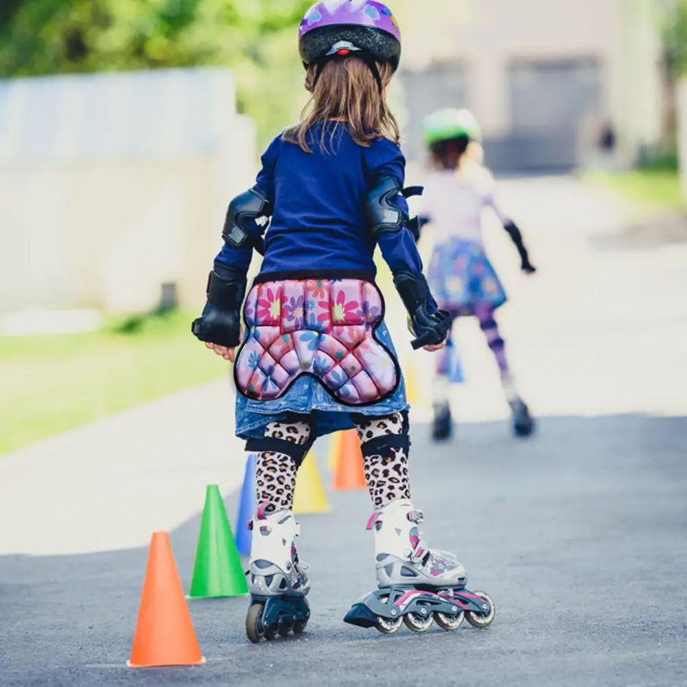 Kids Skiing Hip Guard Skating Snowboard Thicken Soft Hip Protective Gear Guard Pad Skateboarding Butt Padded Shorts