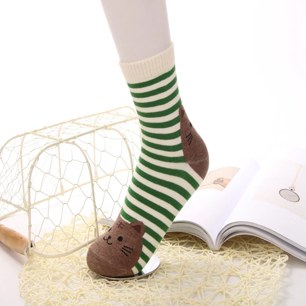 5 пар смешанных хлопковых женских носков с забавным принтом кота в виде трубок, Стрейчевые повседневные теплые женские носки с милыми животными и мультяшными рисунками на Рождество