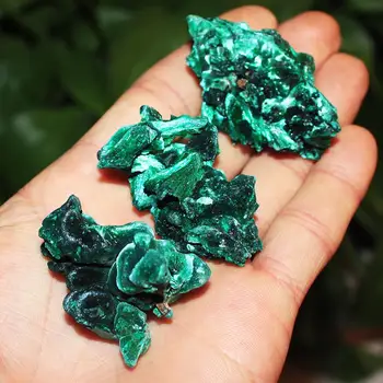 

100g Natural malachite stone ornaments needle-shaped specimen stone small ore collection