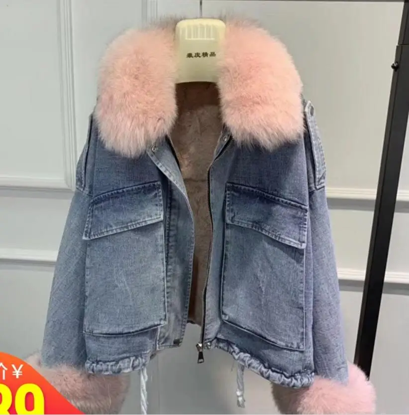 blue with pink fur Зимнее Модное теплое джинсовое пальто из натурального Лисьего меха+ джинсовая куртка с подкладкой из натурального кроличьего меха женская толстая верхняя одежда из натурального меха с отделкой бисером F704 - Цвет: blue with pink fur