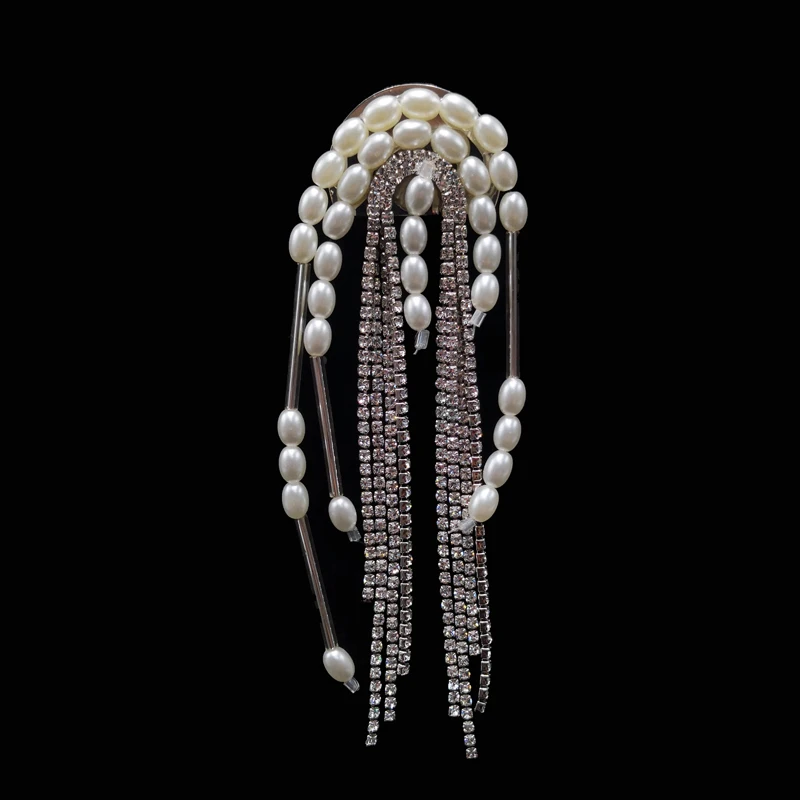 

Asymmetrical earrings Imitation Pearl Zircon synthetic "Wealth