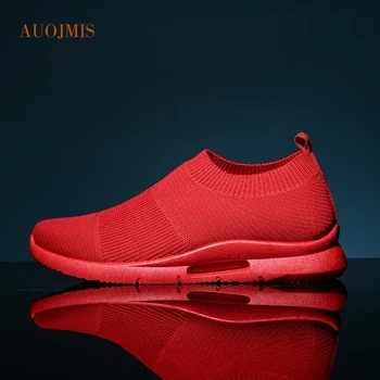 

2019 autumn new trend men's shoes winter sports and leisure wild one pedal lazy socks all black red all white tide shoes