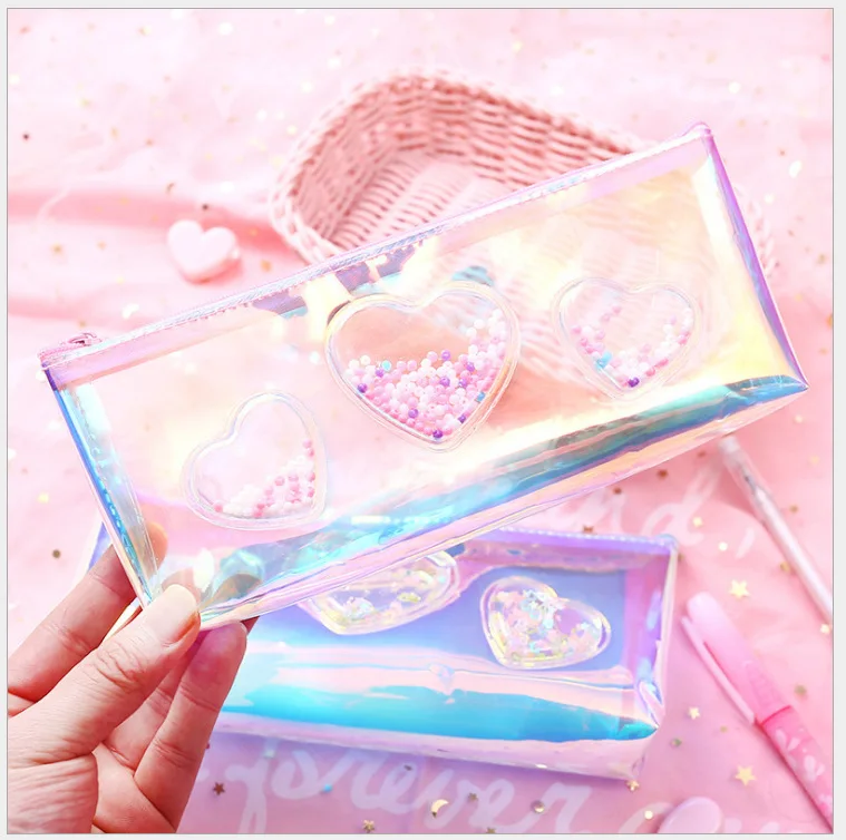 

Girl'S Heart New Style Heart Laser Pencil Case INS Creative Cool Funny Quicksand Simple Transparent Stationery Box Wholesale