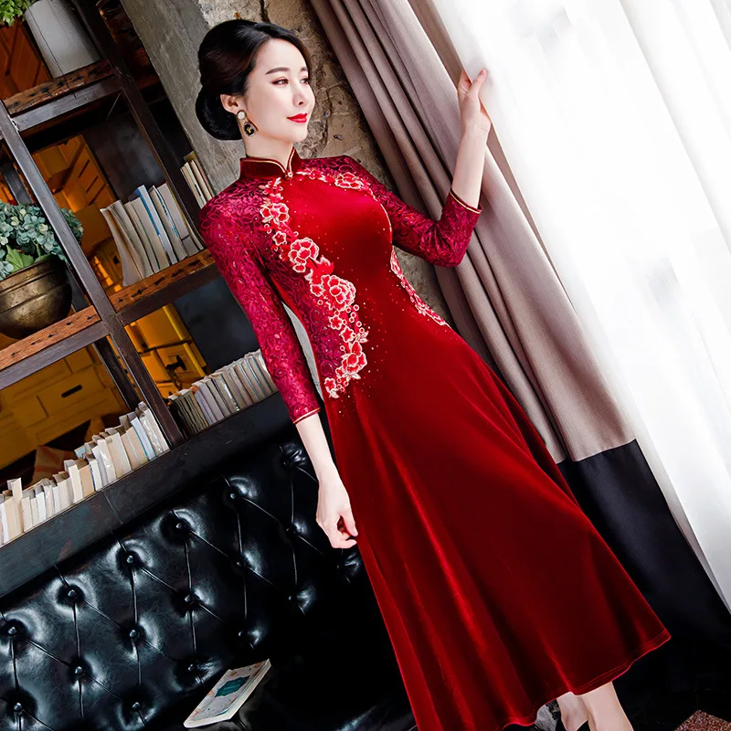 Herfst 2019 Cheongsam Jurk Goud Fluwelen Lange Rode Geborduurde Cheongsam Rok Gemodificeerde Losse Rok Jurk Vrouwelijke Rode Salute Jurk Herfst 2019 Cheongsam Jurk Goud Fluwelen Lange Rode Geborduurde Cheongsam Rok Gemodificeerde Losse Rok Jurk Vrouwelijke Rode Salute Jurk