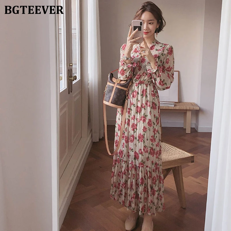 BGTEEVER V-neck Floral Print Long A-line Dress Women Chiffon Ruffles Female Party Dress Vintage Flare Sleeve Vestidos Femme - Цвет: creamy-white