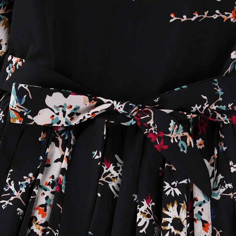 18106432231_1355567690