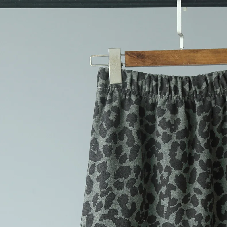 New Fashion High Waist Leopard Pattern Mid Long Back Split Wool Half-length Knitted Skirt Autumn Winter