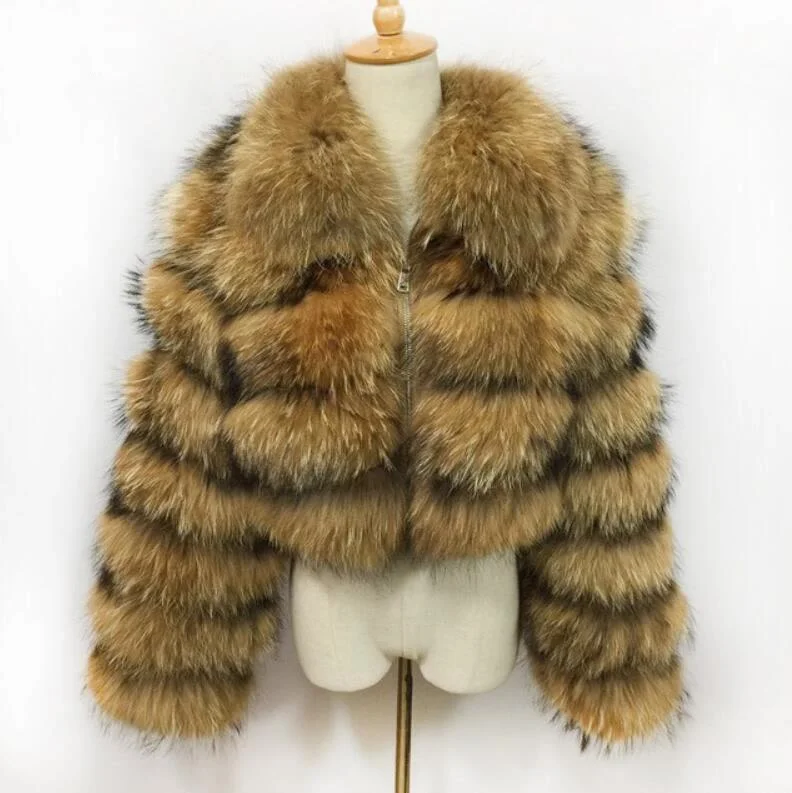 Рисунок 4 - Зимняя женская модная короткая