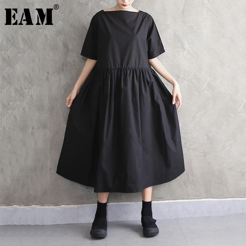 

[EAM] Women Black Brief Pleated Big Size Dress New Round Neck Half Sleeve Loose Fit Fashion Tide Spring Autumn 2020 1N596