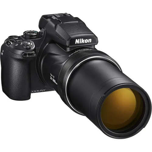 Цифровой фотоаппарат Nikon COOLPIX P1000