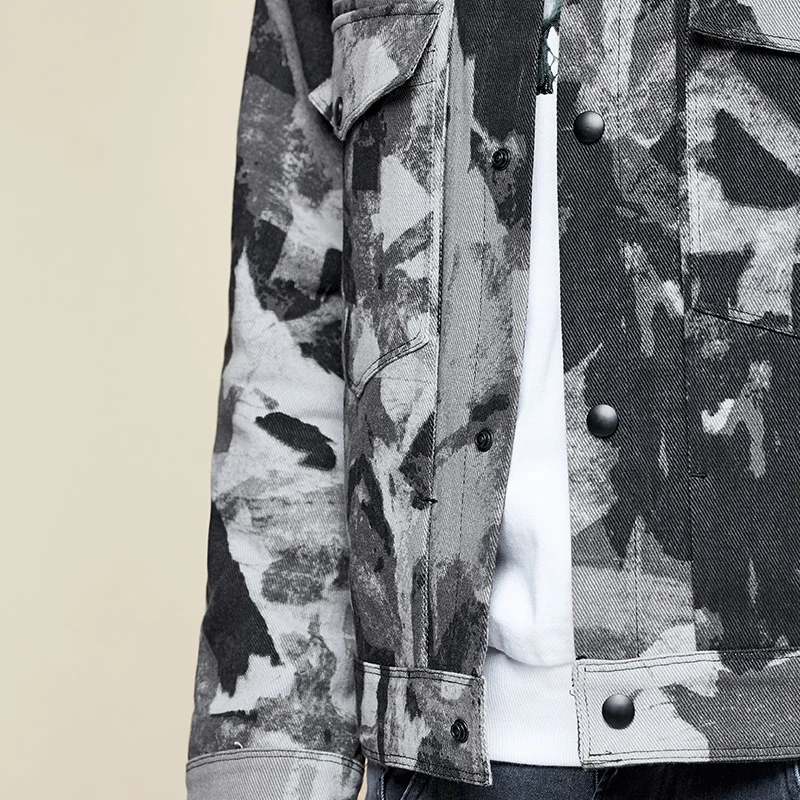 KUEGOU осень хлопок Камуфляж Повседневная куртка для мужчин и пальто Верхняя одежда Японская уличная одежда камуфляж военная одежда 9525