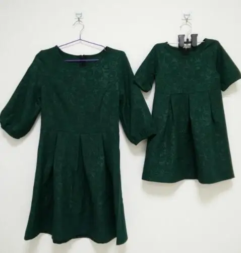 Dark green Осень платья для мамы и дочери одинаковая одежда для мамы и дочери элегантное нарядное платье для мамы и дочери семейные комплекты одежды - Цвет: Dark green
