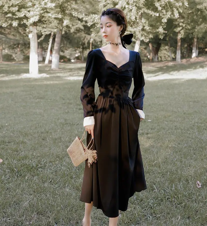 Make French retro black long sleeve dress in autumn outfit new female show thin waist marked price