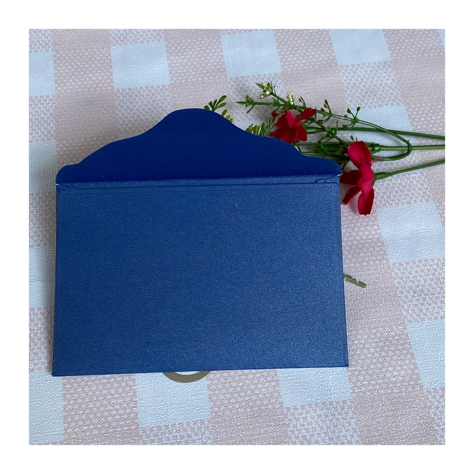 Nuovo Design Busta Taglio Di Metallo Die Stencil Template Per Carta Per Goffratura Fai Da Te Album Fotografico Carte Regalo Fare Scrapbook Muore Tagliato