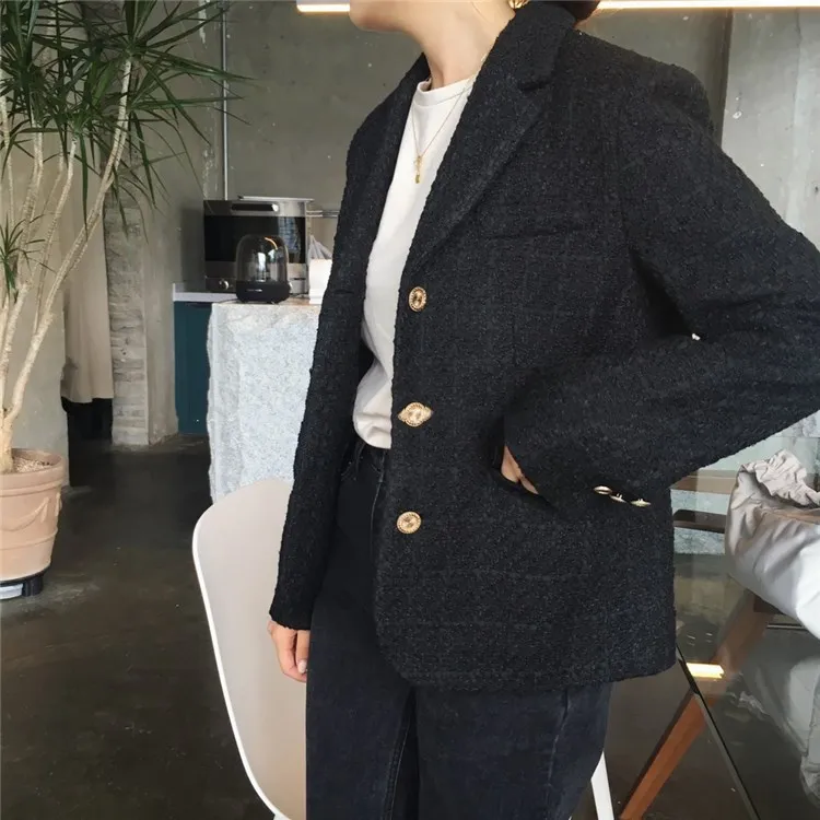

South Korea CHIC-Style Black And White with Pattern Weave Fragrant Wind Metal Buckle Short Fold-down Collar Suit Jacket