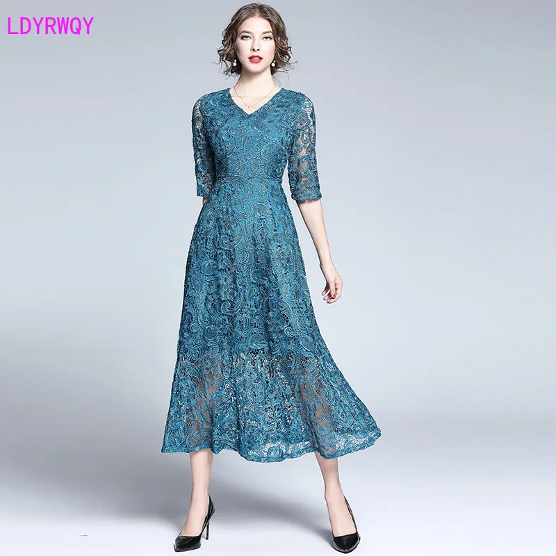 

2019 autumn new fashion women's European and American style temperament V-neck water-soluble lace slim slim long dress