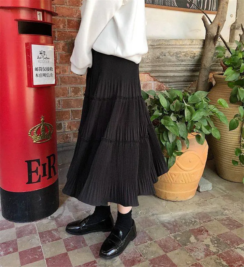Black Apricot Ruffles Pleated Skirt Women Korean Harajuku Autumn Spring Streetwear Long Skirt Elegant Faldas Mujer Moda - Цвет: Черный