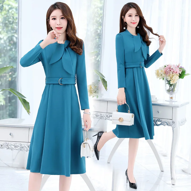 

2019 Autumn Versatile Body Hugging Warm Women's Elegant Slim Dress Mid-length