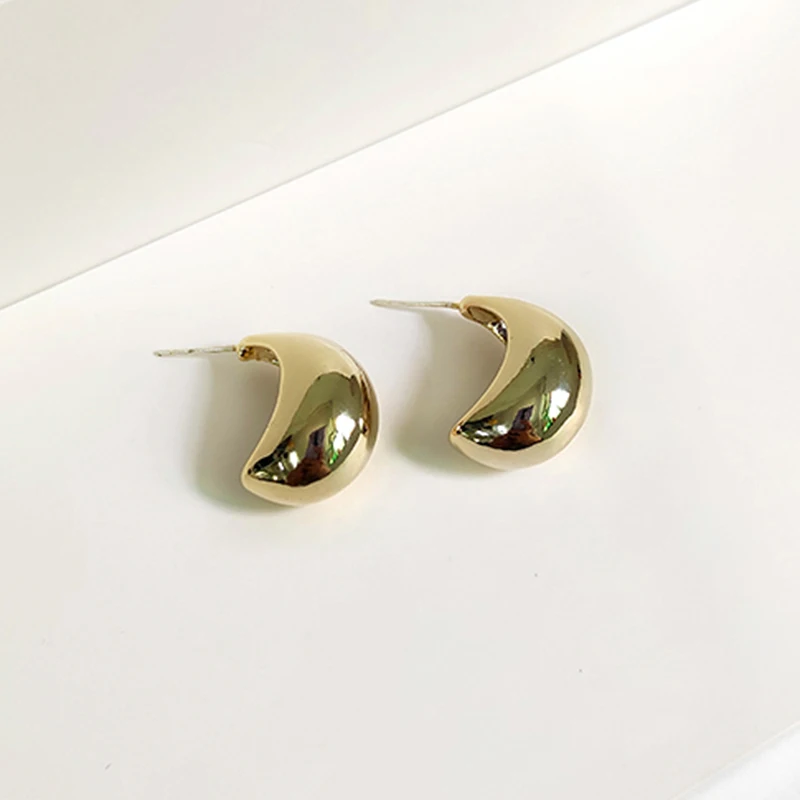 Женские серьги-кольца Peri'sBox в форме полукруга цвет золото геометрический