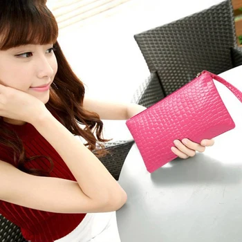 

Women Leather Wrist Exquisite Design Elegant and Decent Style Crocodile Pattern Money Purse Wallet Zip Clutch Bags