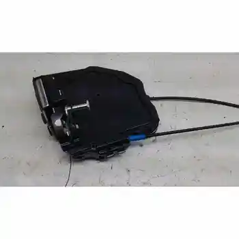 

DOOR LOCK REAR RIGHT TOYOTA AURIS