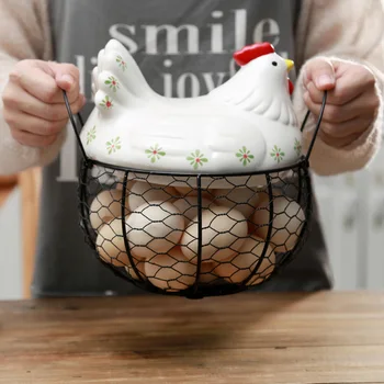 

New Ceramic Egg Holder Chicken Wire Egg Basket Fruit Basket Collection Ceramic Hen Oraments Decoration Kitchen Storage 19CMX22CM