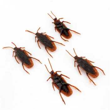 

100Pcs Funny Fake Cockroach Halloween Decoration Jokes Pranks Maker Fun Novelty Tricks Simulation False Cockroach Toys