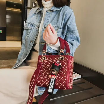 

Women's bag Diamond Lattice small bag female 2020 New fashion rivet leather Designer shoulder bag Girl wild messenger handbag