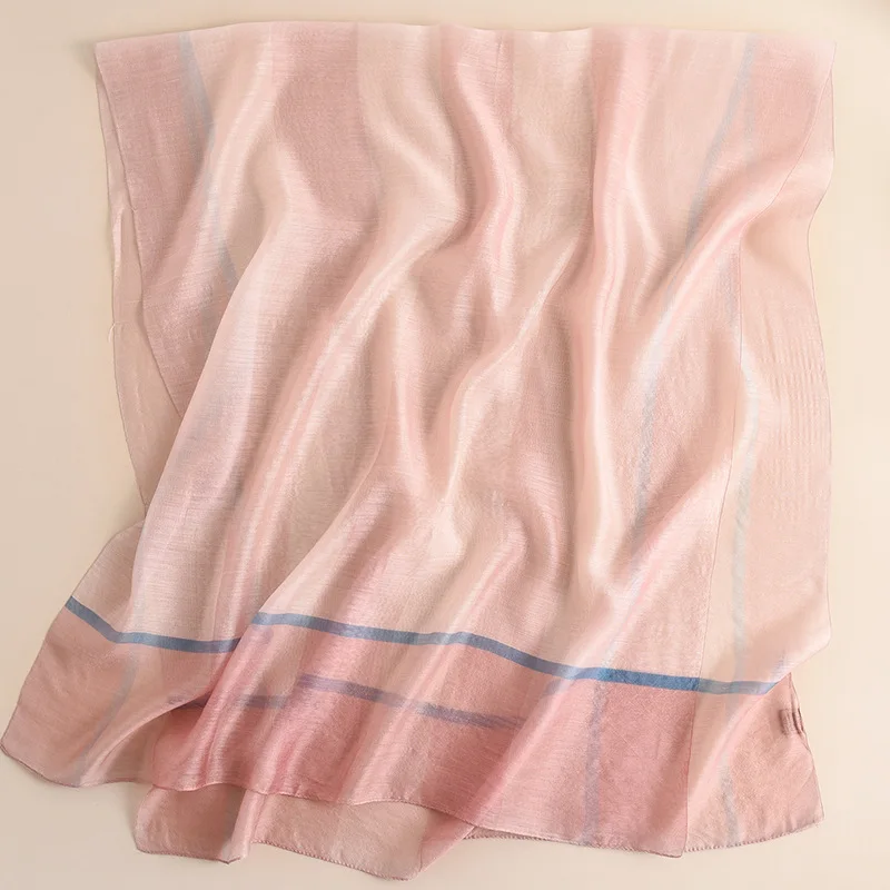 11768164083_2070773686