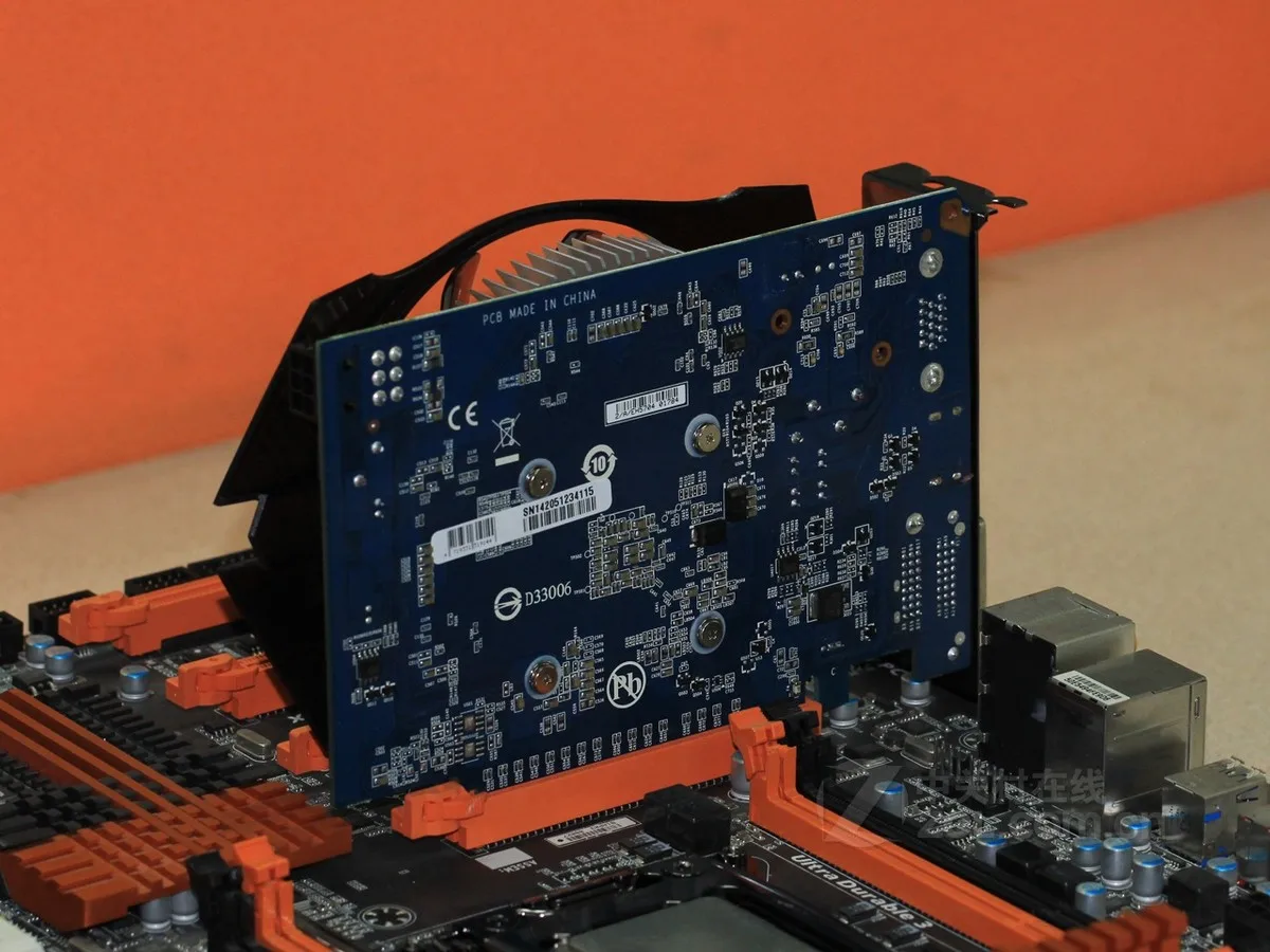 Видеокарта GIGABYTE GT 740 1 ГБ видеокарты 128 бит GDDR5 для nVIDIA Geforce GT740 1 ГБ VGA карты прочнее, чем используется GTX650