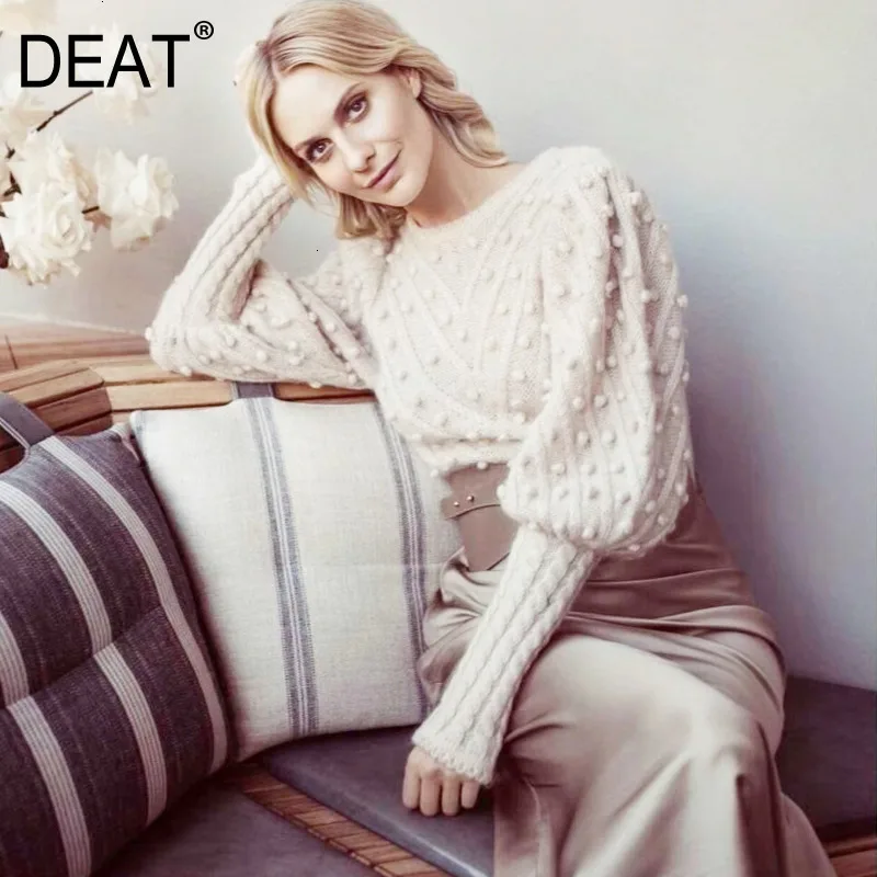 

[DEAT] 2019 New Pattern Full Lantern Sleeve Round Collar Leisure Twist Weaving Short Knitted Pullovers Female Sweater AT273