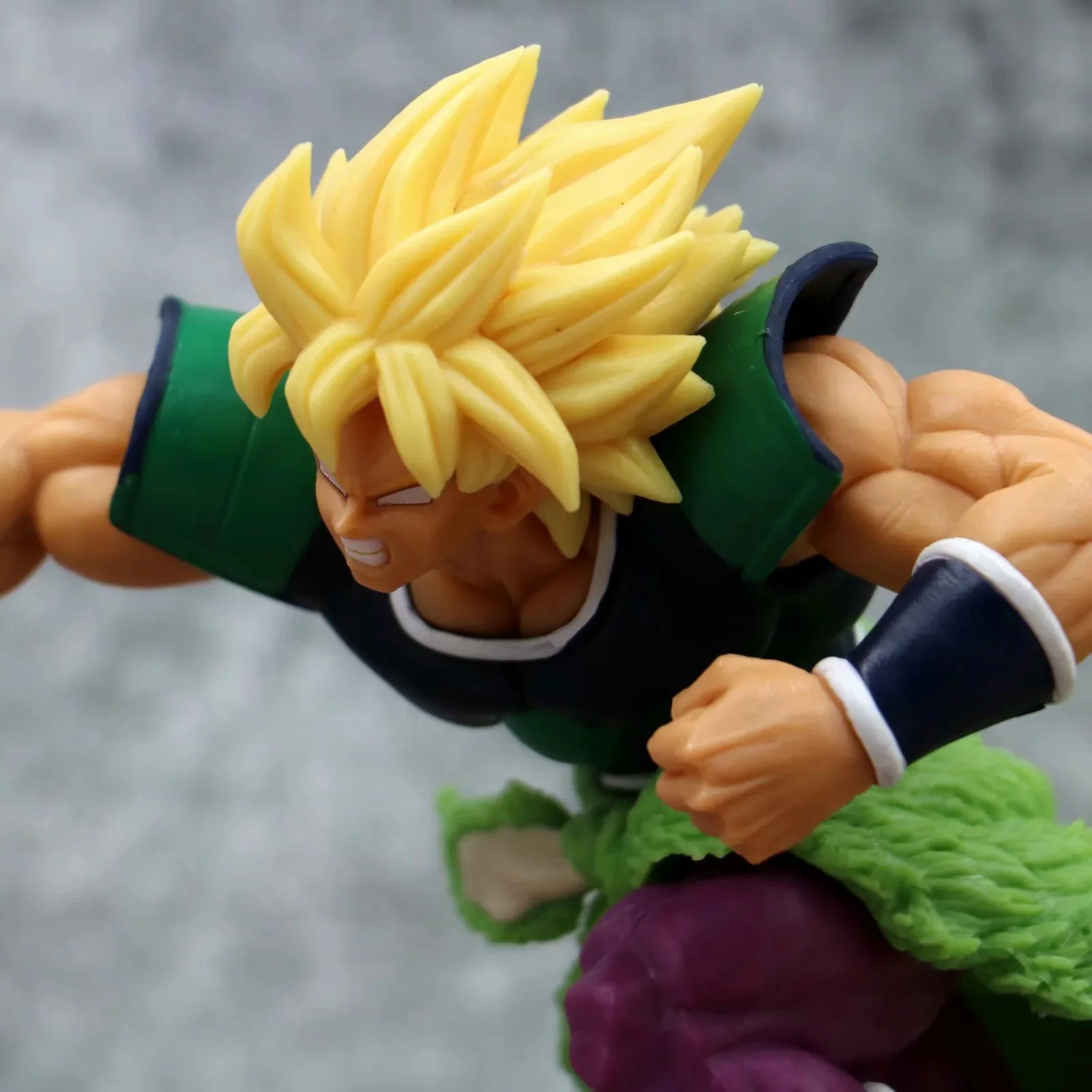 Fight Broly Super Yellow Hair theater версия в штучной упаковке Garage Kit