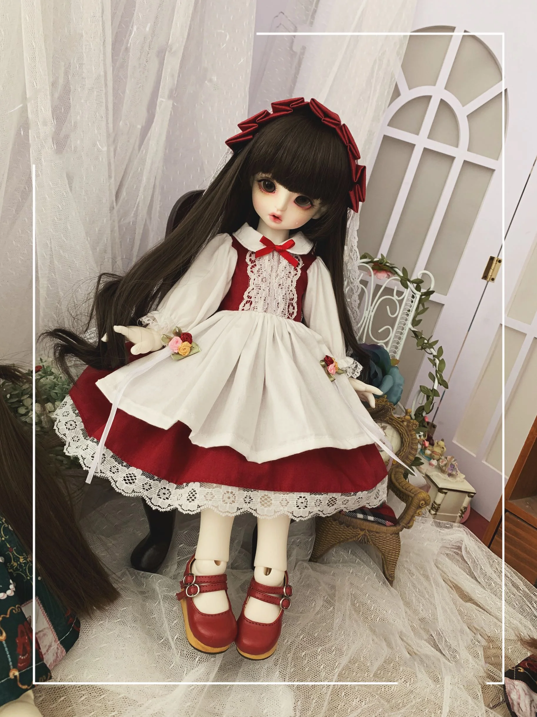 

Одежда для куклы BJD, подходит для модного платья размера 1-3, 1-4, 1-6, красное и белое платье с фотоаксессуарами